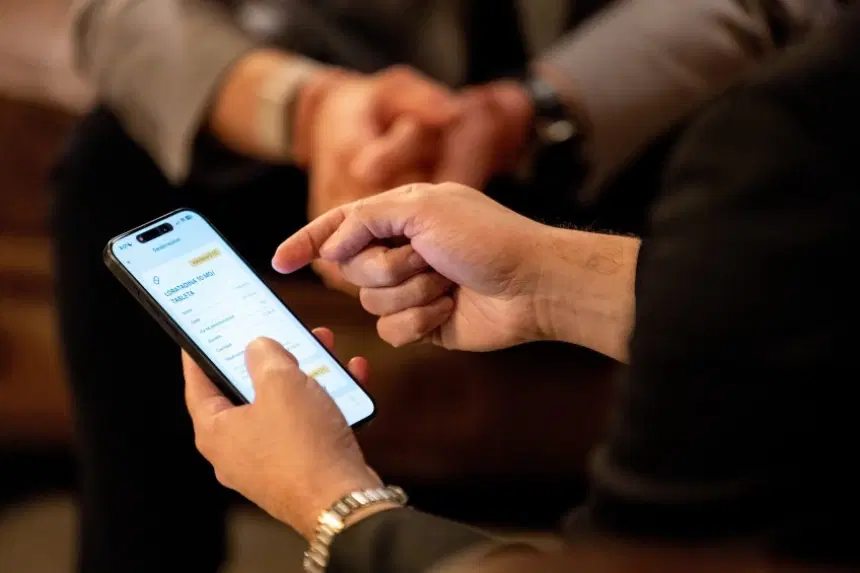 Presidente Bukele anuncia que Doctor SV ya está disponible para salvadoreños de 0 a 17 años