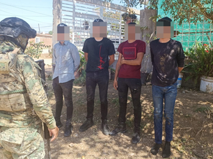 Marina asegura armas y droga en Mazatlán; detiene a 4 jóvenes