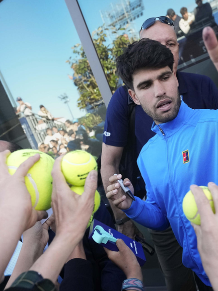 Carlos Alcaraz no disputará los torneos de Roma y Roland Garros