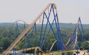 Six Flags cierra 10 montañas rusas en EE.UU. y Canadá tras la muerte de visitante