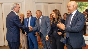 Presidente Abinader fortalece vínculos con la diáspora dominicana y reafirma compromiso durante su visita a Costa Rica