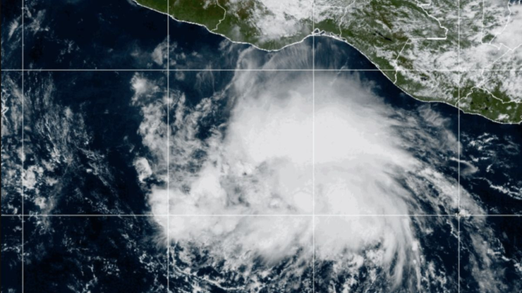 Surge nueva depresión tropical en el Pacífico; prevén que evolucione a huracán rápidamente