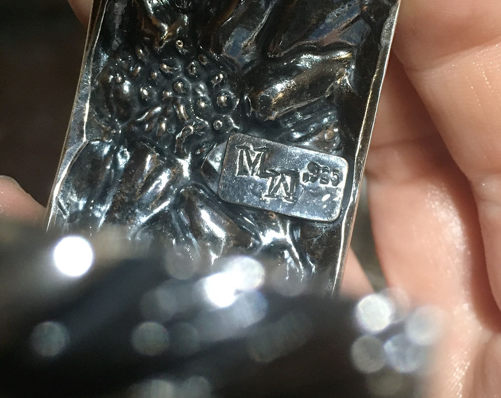 Thumbnail: Floral Daisy Cuff