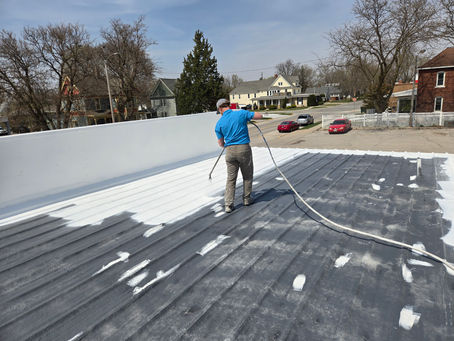 Why H & H Roofing Is the Trusted Choice for Commercial Roofing in Tama, IA