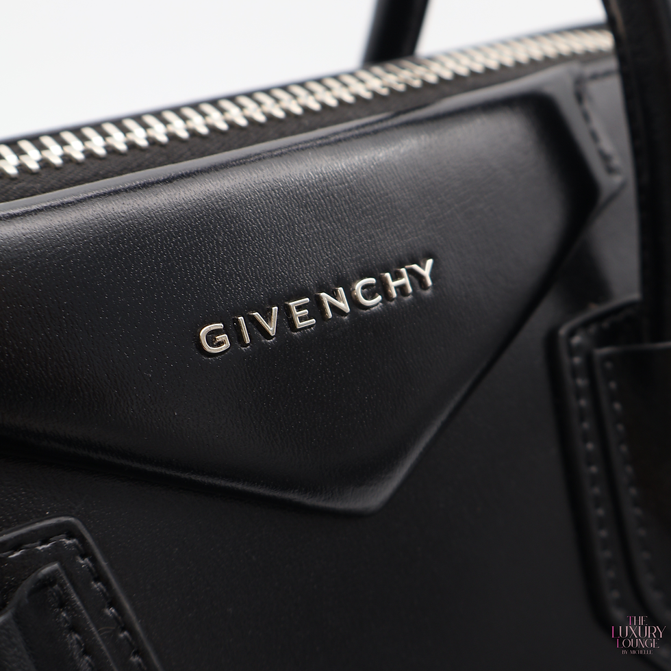 Thumbnail: Givenchy Medium Antigona bag Box Calfskin Leather in Black SHW