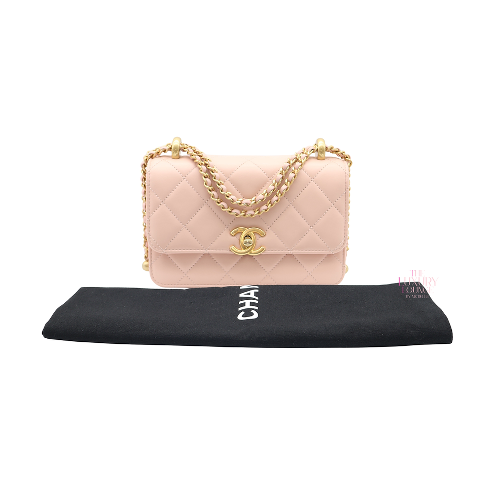 Thumbnail: Chanel Quilted Leather Perfect Fit Flap bag in Light Pink MGHW