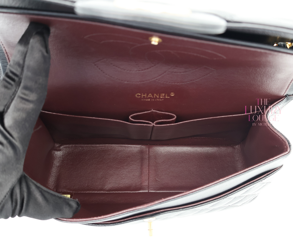 Thumbnail: Chanel Classic Double Flap Caviar Jumbo in Black GHW
