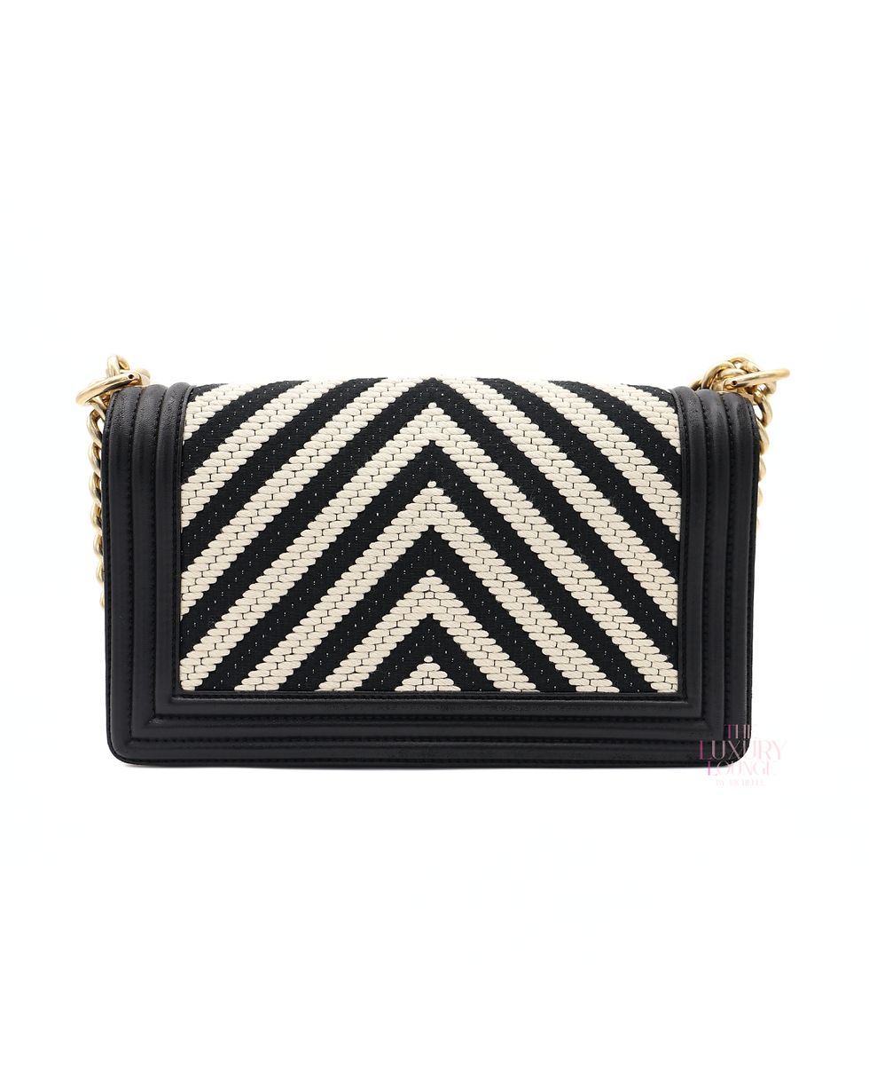 Thumbnail: Chanel Wallet on Chain Quilted Caviar in Light Blue GHW