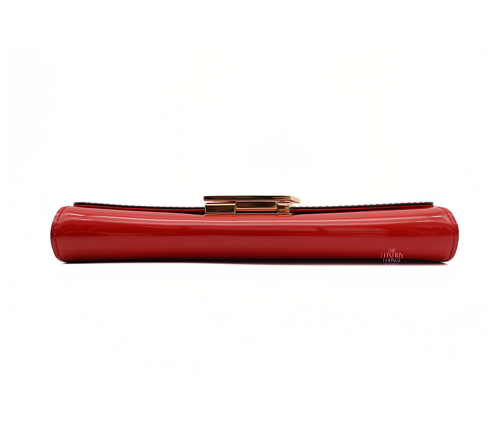 Thumbnail: Louis Vuitton Vernis Louise Clutch in Rouge Grenadine GHW