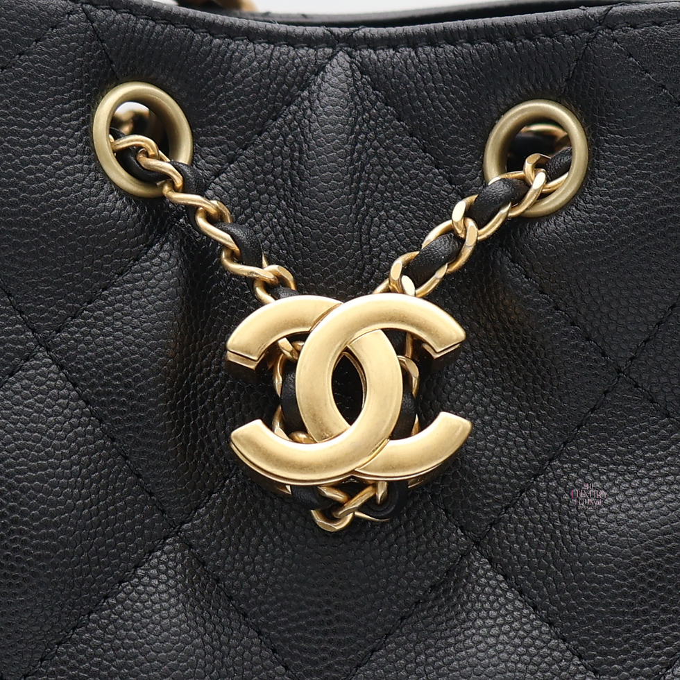 Thumbnail: Chanel C25 Small Handbag Caviar in Black AGHW