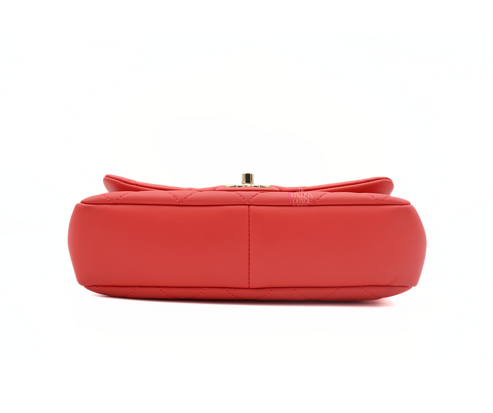 Thumbnail: Chanel Quilted Lambskin Two-Way Bi-color Resin Mini Chain Flap Bag in Red Orange