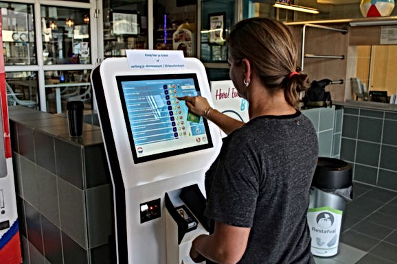 Nieuw automatisch controlesysteem aan zwembad De Kimpel