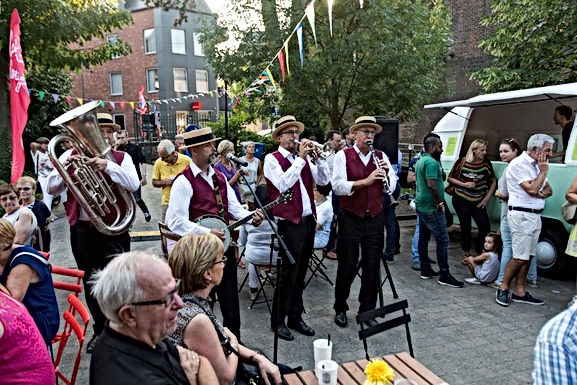 Brugstraat Bilzen feestelijk geopend