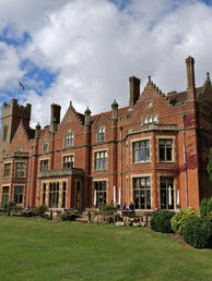 The-Hertfordshire-Mansion-original.jpg