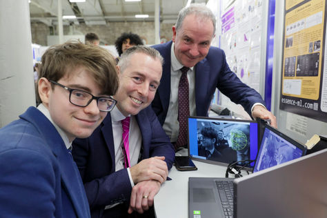 Eoin wins top NI prize at the BT Young Scientist and Technology exhibition