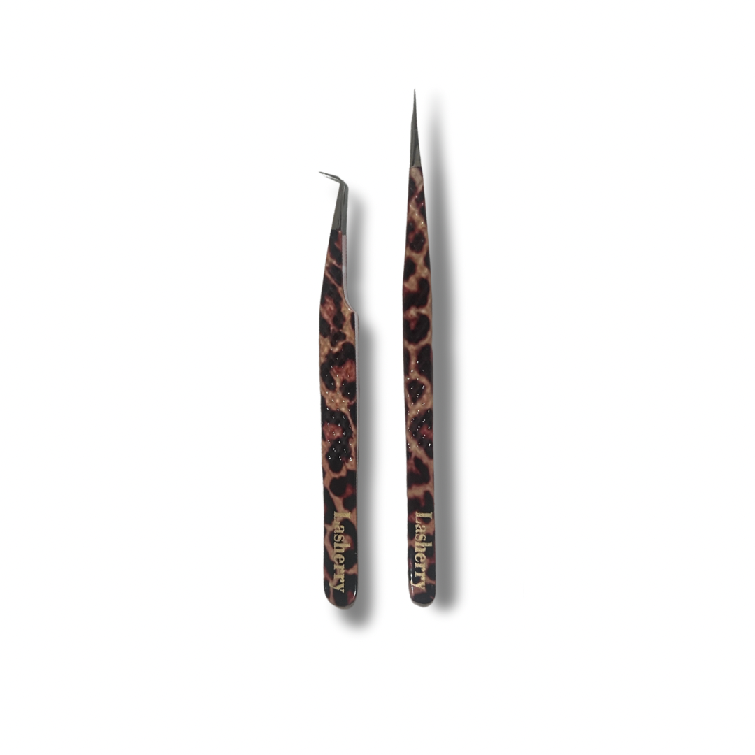 Tiger tweezers