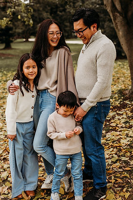 Outdoor family photo, family photography, Melbourne photographer