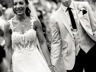 Mary and Ben’s scorcher wedding at Fishley Hall in Norfolk, featuring candid moments, joyful celebrations, and unique personal touches that made their day unforgettable.