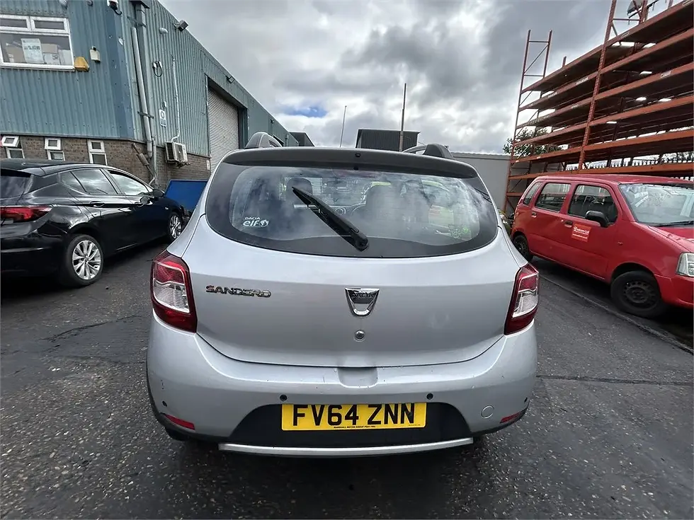 Thumbnail: 2015 Dacia Sandero