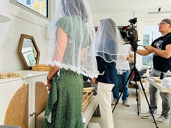 Susana Montoya Quinchia and Hannah Williams with Director John Cramer