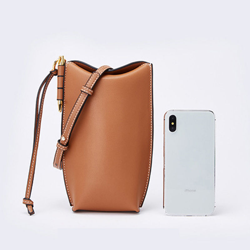 Thumbnail: Genuine leather bucket bag Mobile phone bags new handbag mini retro leather hand