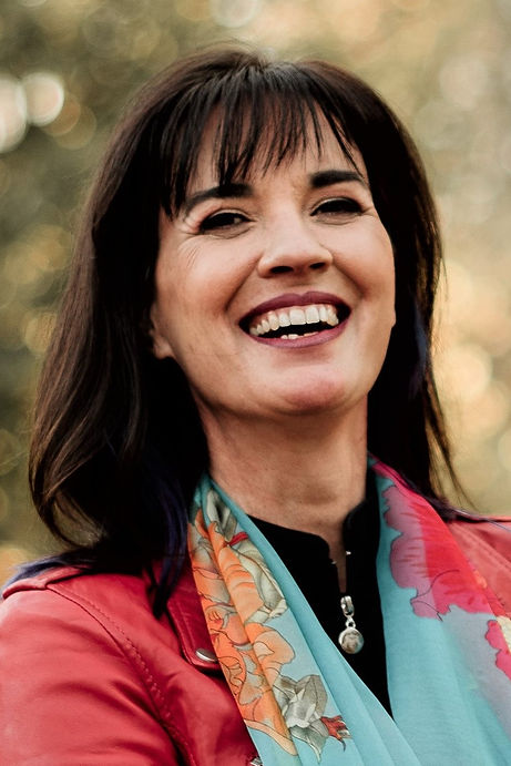 N&Ee-shoot-95 (cropped v3).jpg