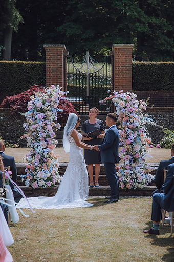 swarling manor kent wedding venue.jpg