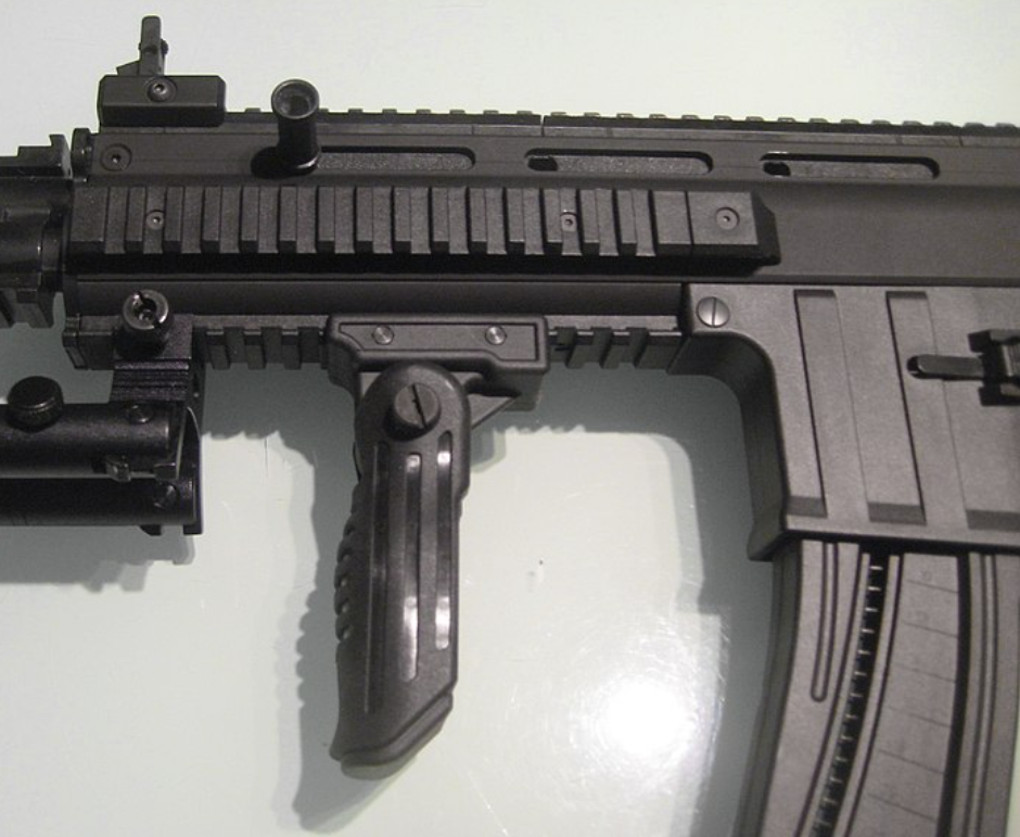 Thumbnail: Airsoft Grip