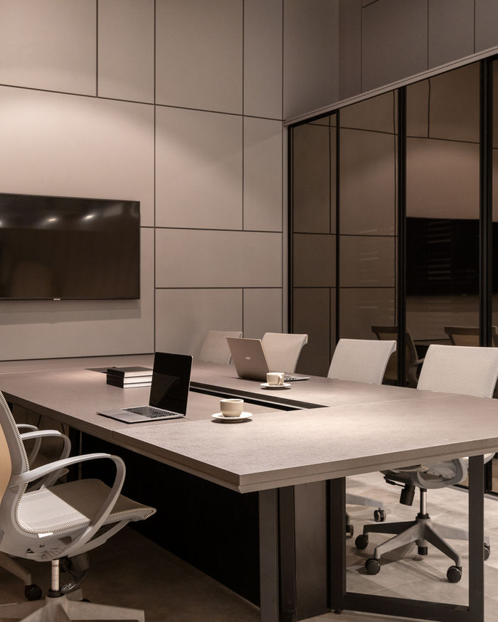 Ambientes corporativos planejados em Cuiabá — Italínea SR Interiores