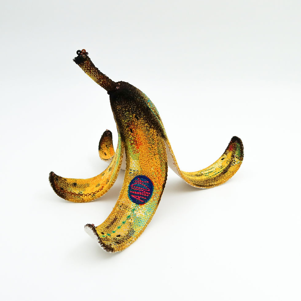 "BANANA PEEL 15"