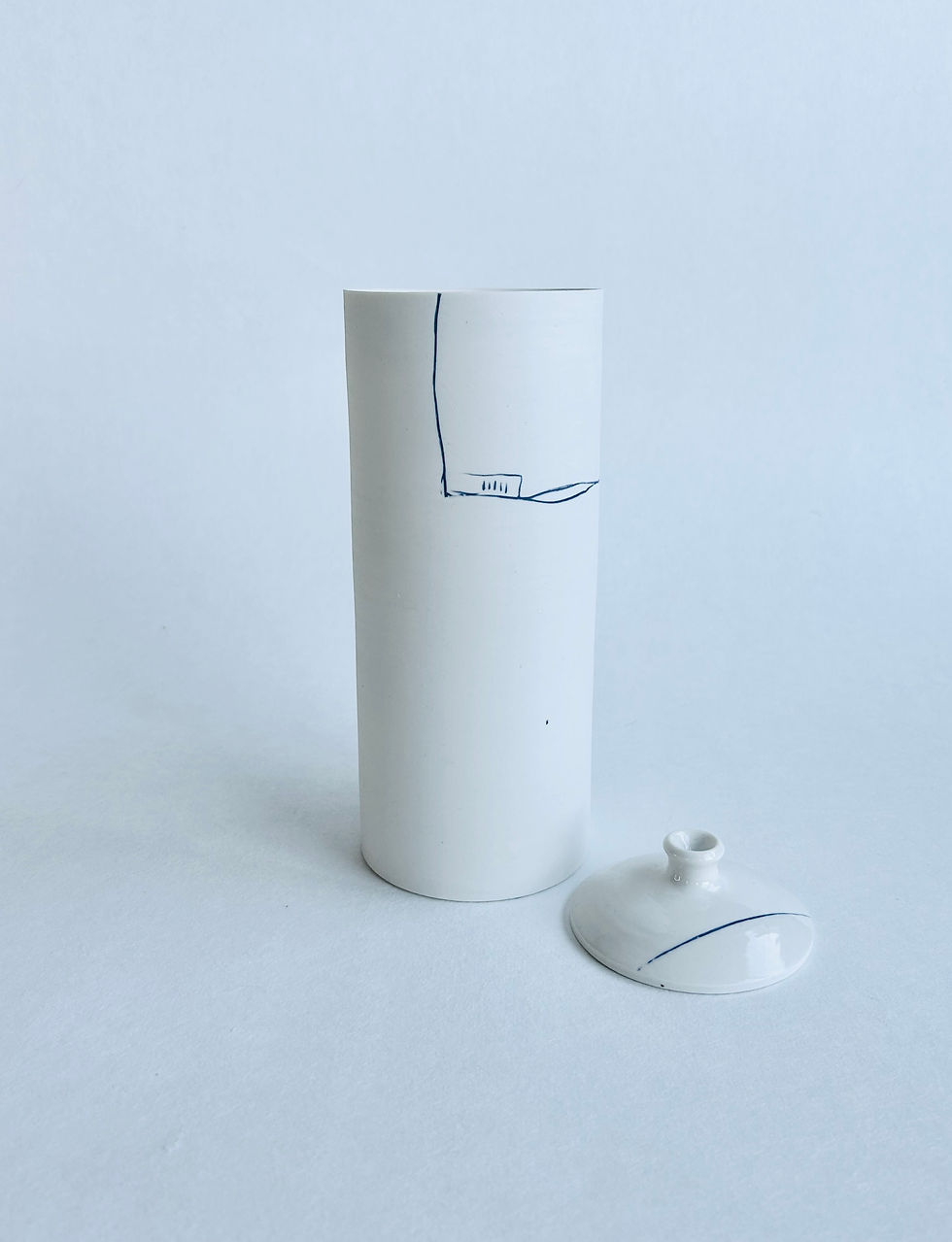 Thumbnail: Lidded jar