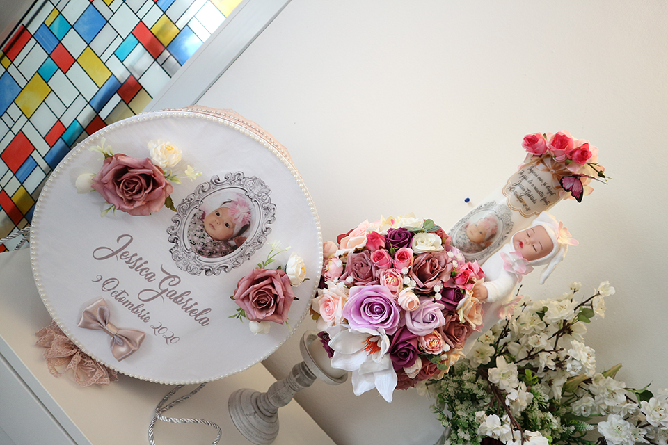 Miniatură: Set botez cu lumanare, trusou si cutie personalizata - Model 1