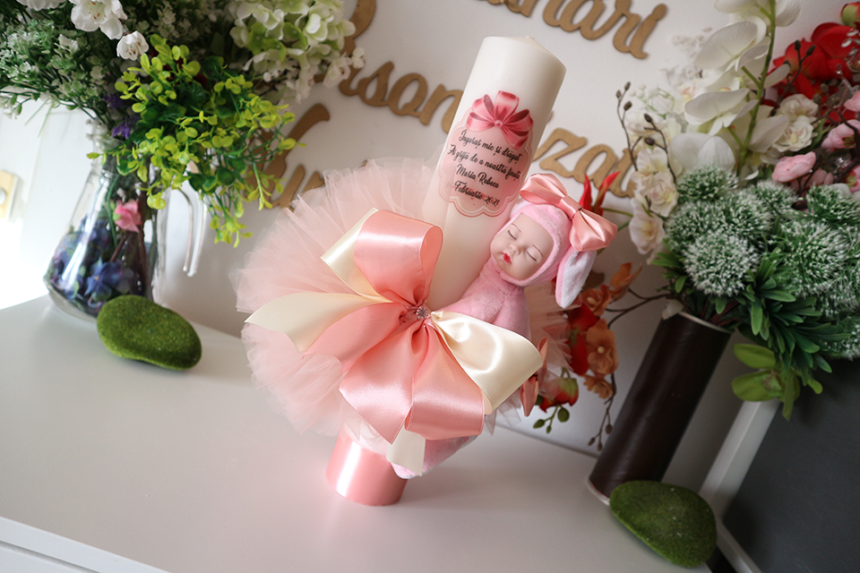Miniatură: Lumanare de botez cu tulle si plus - Model 17