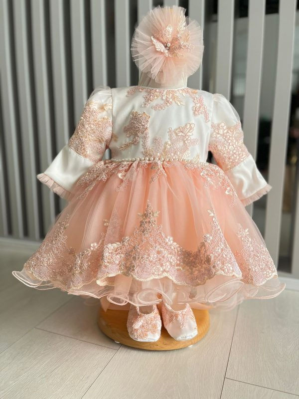 Miniatură: Rochita de botez - Model 60