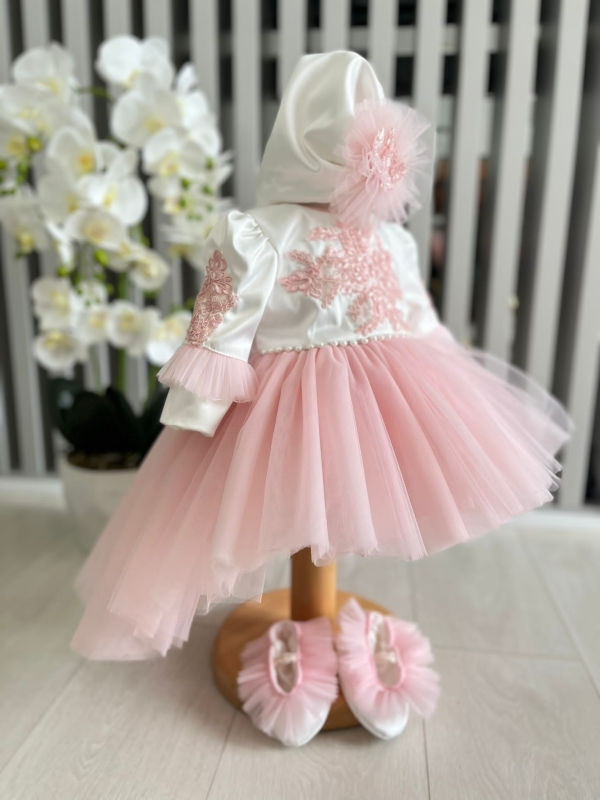 Miniatură: Rochita de botez - Model 25