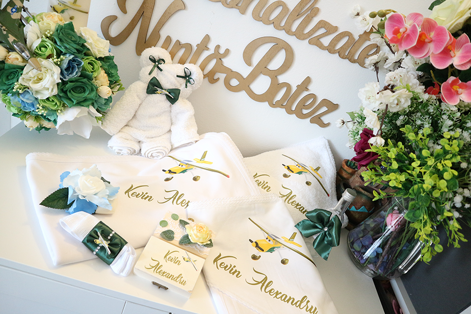 Miniatură: Trusou personalizat - Model 24