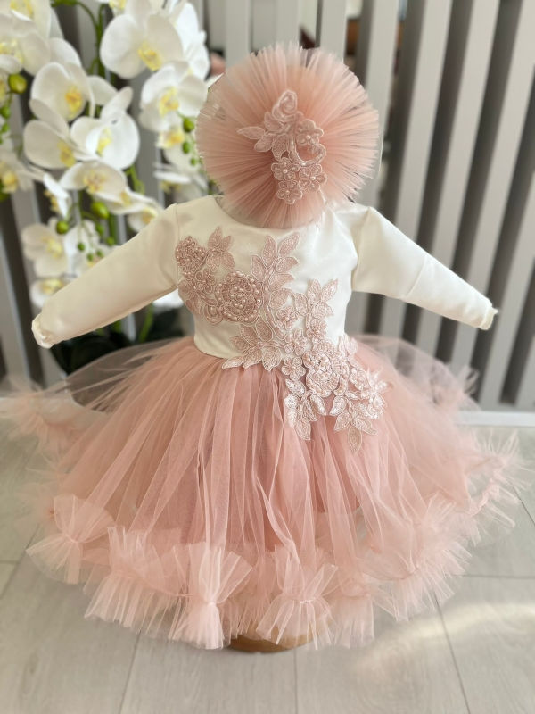 Miniatură: Rochita de botez - Model 35