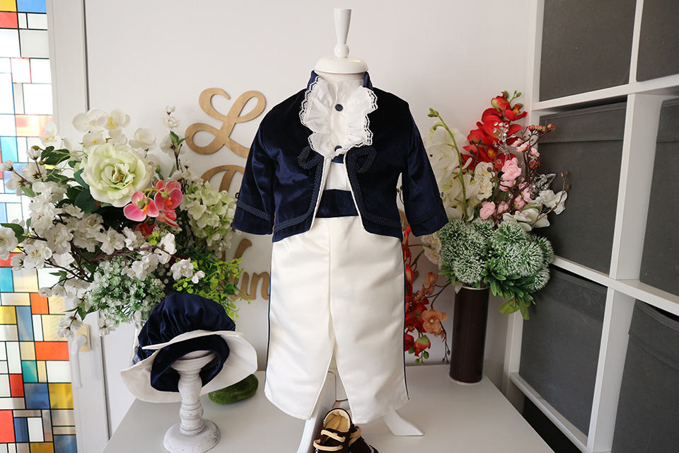 Costumas de botez - Model 8