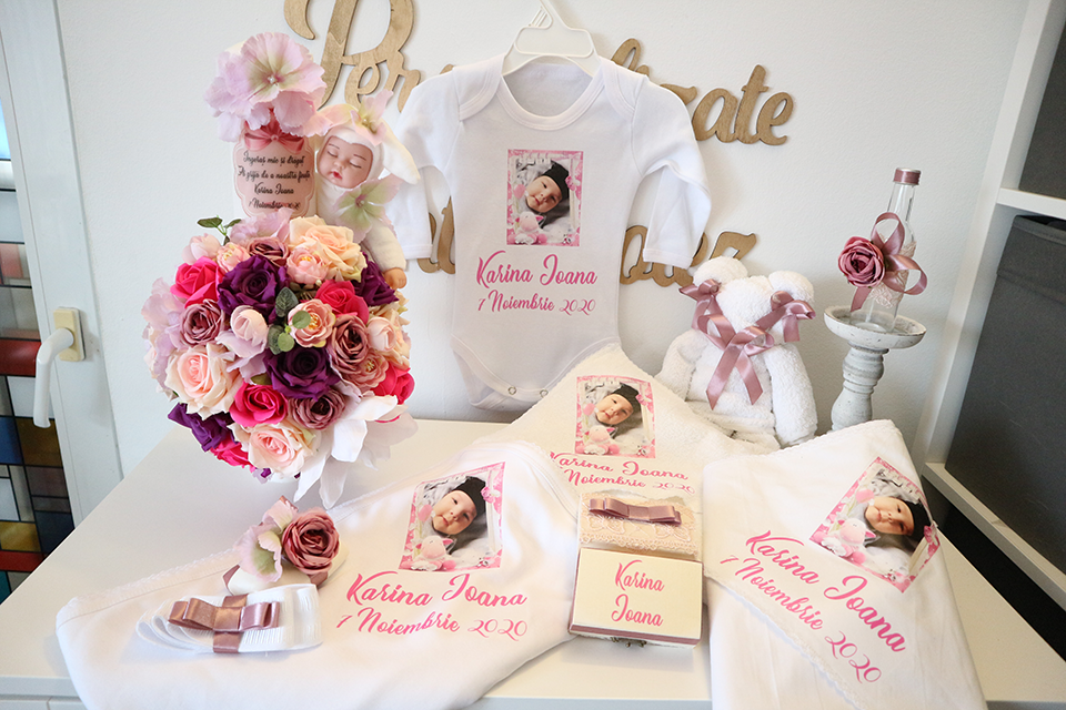 Miniatură: Set botez cu lumanare, trusou si rochita - Model 6