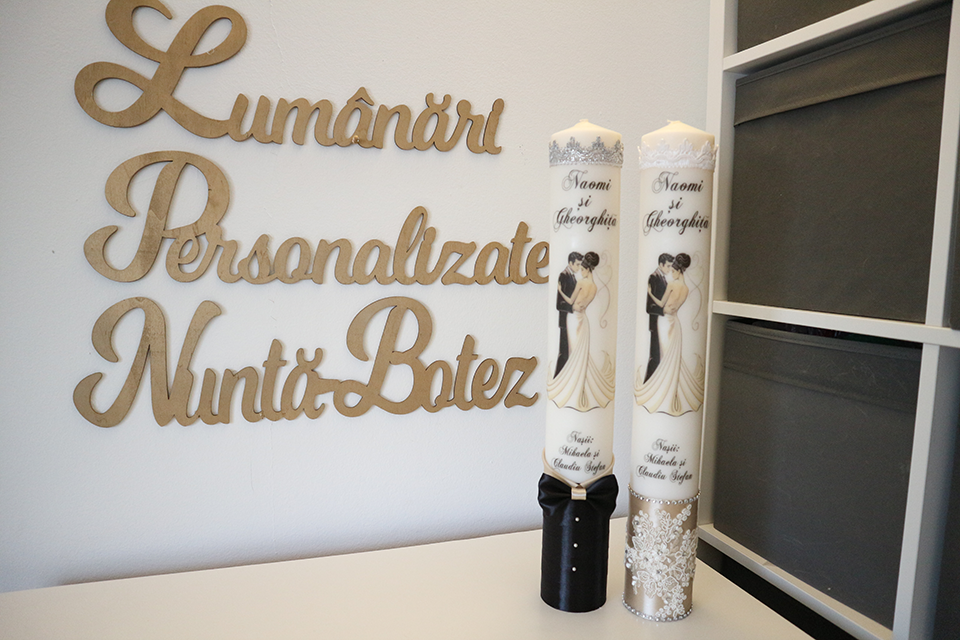 Miniatură: Lumanari de nunta cu aranjament mic - Model 20