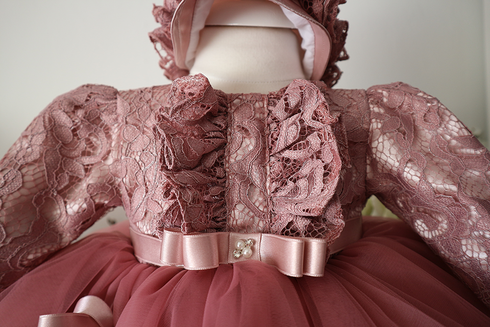 Miniatură: Rochita de botez - Model 2