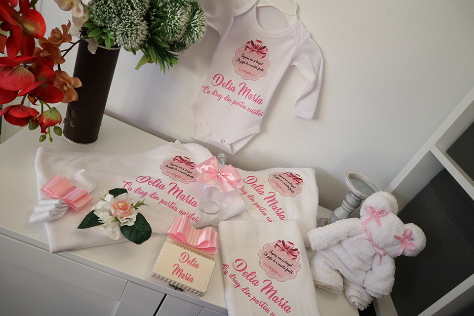 Miniatură: Trusou personalizat - Model 18