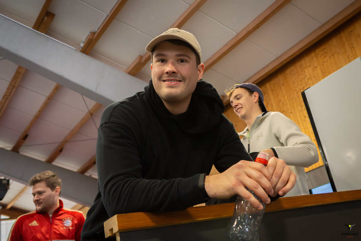 Zuschauer am Padel Turnier