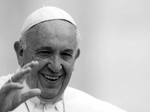 Papa Francisco morre aos 88 anos no Vaticano