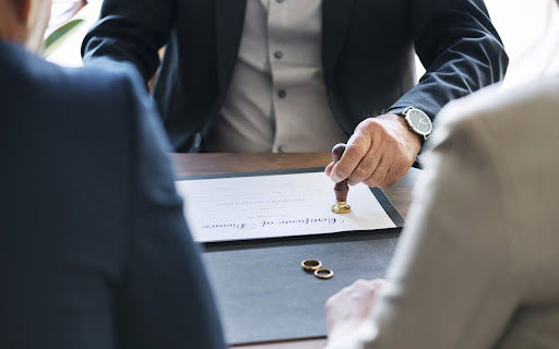 Estudio Jurídico Ramondi & Asociados. Especialistas en divorcios y sucesiones en Provincia de Buenos Aires. Asesoramiento cla