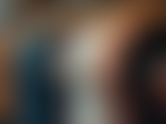 Merchandise-Verkäufe für Musikliebhaber: USB-Sticks, T-Shirts, Caps