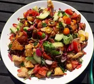 salad sundial.webp