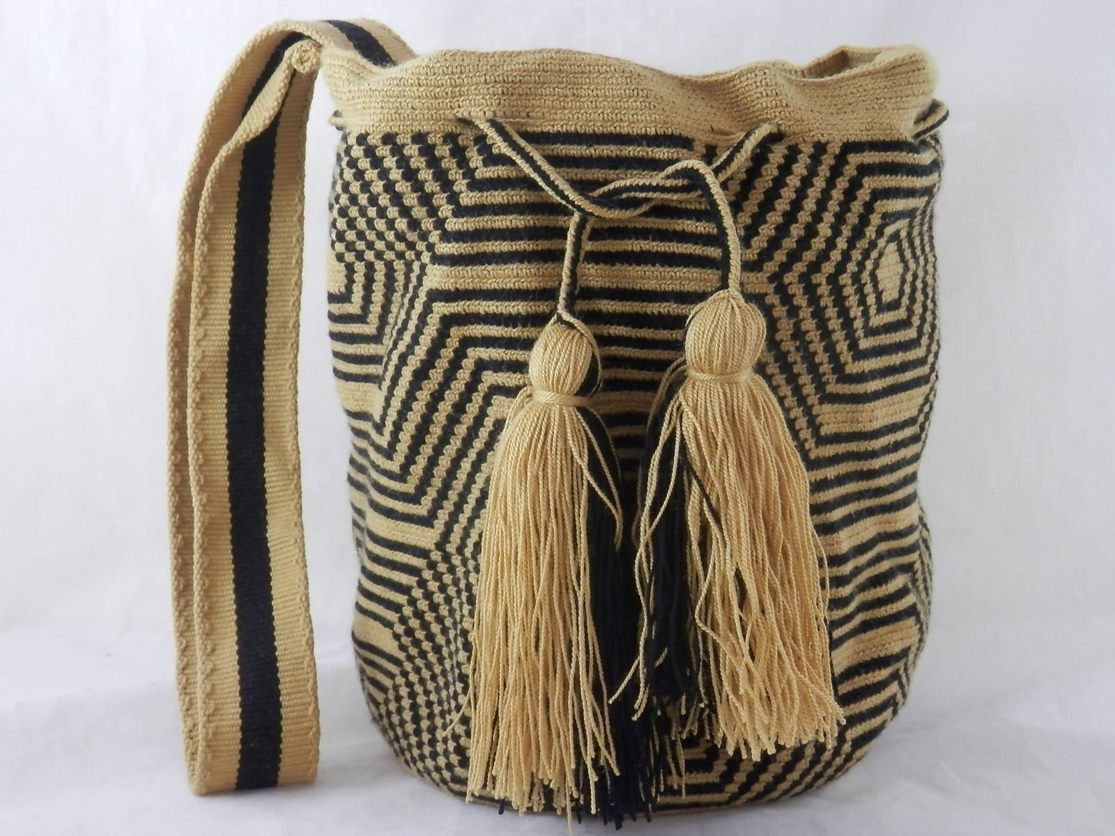 Wayuu Bag by PPS-IMG_6288