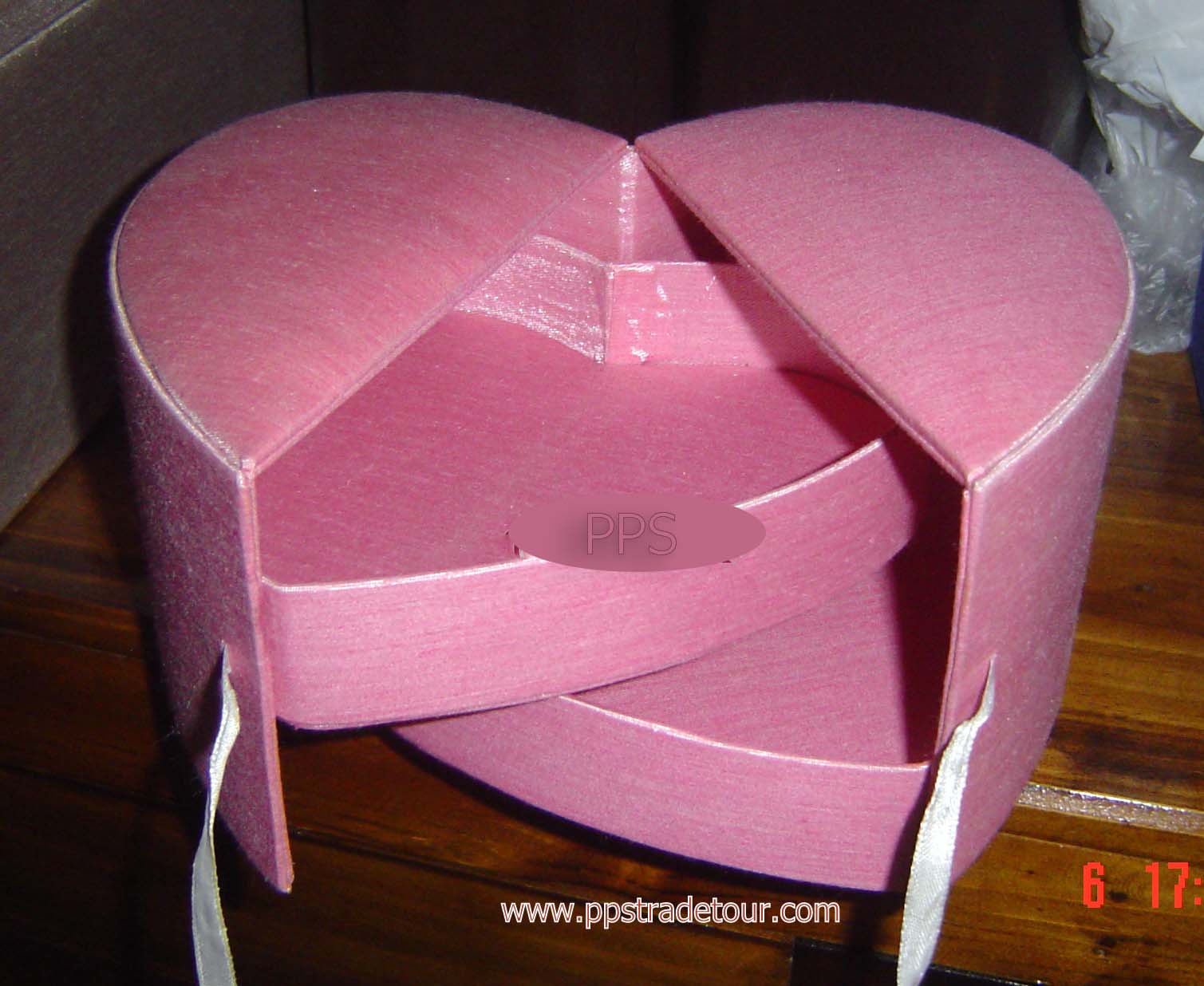Silk heart Storage