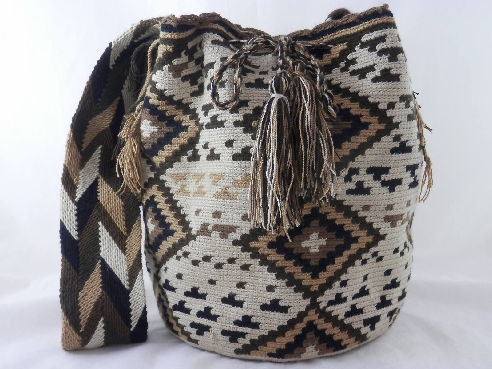 Wayuu Bag by PPS-IMG_8836